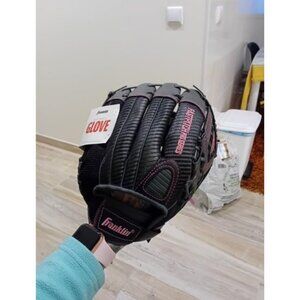 Softball Gloves – Right or Left Hand Throw